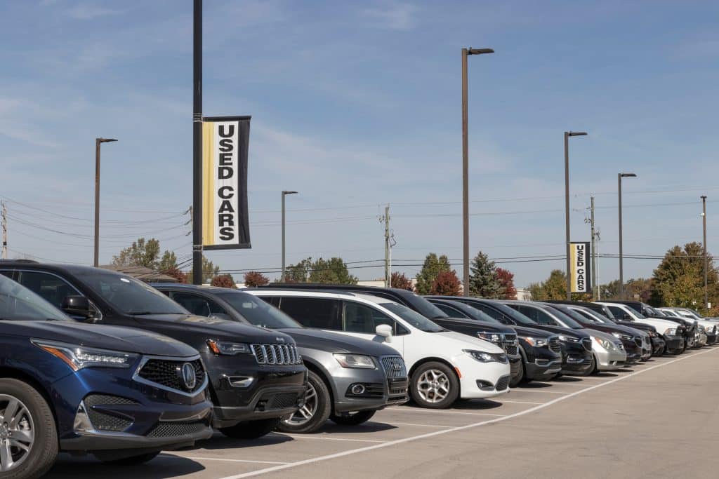 Used car dealership full of certified pre-owned vehicles.